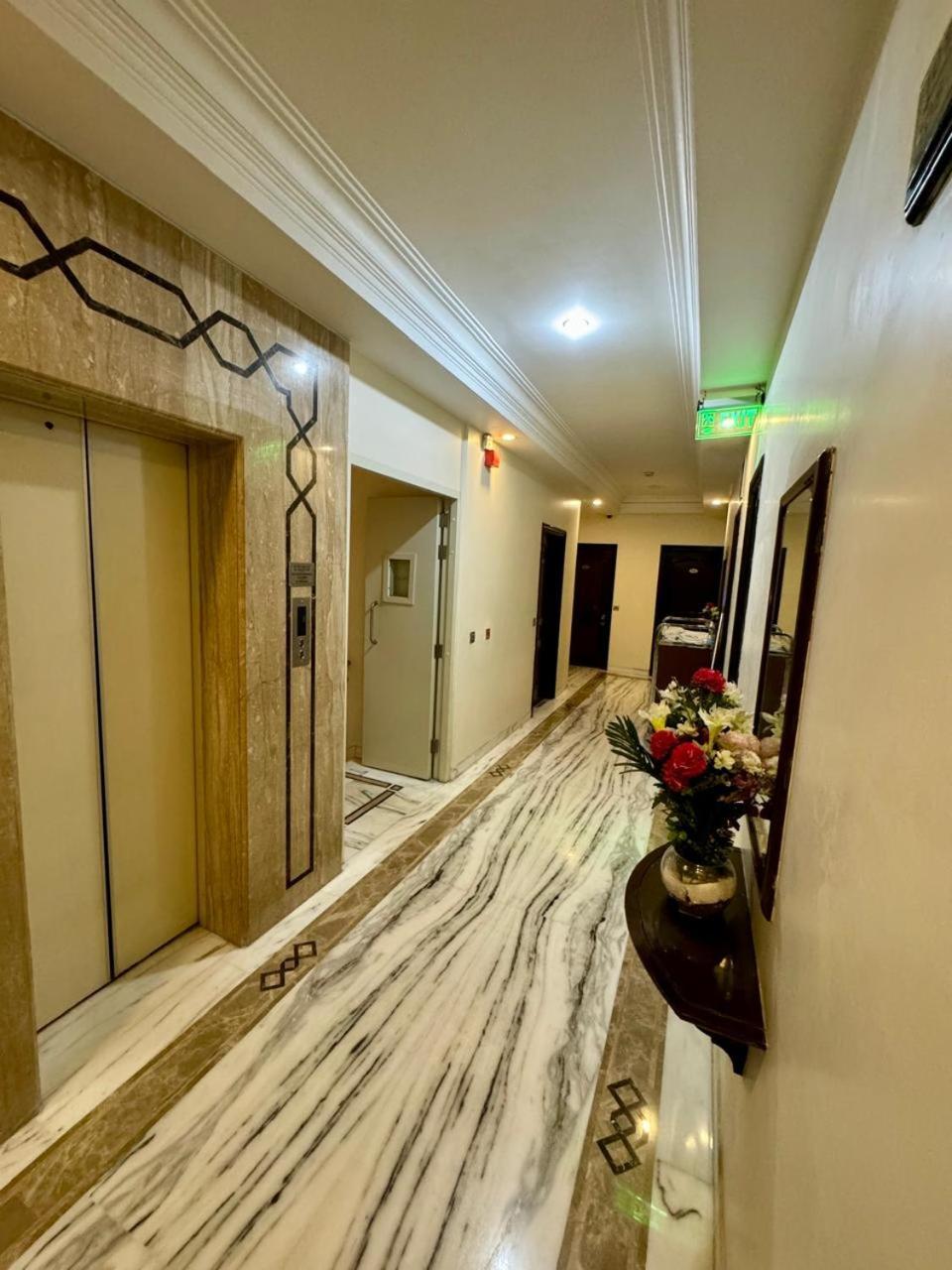 Hotel Florence Inn, Karol Bagh, New Delhi, 2 Min From Metro Exterior photo