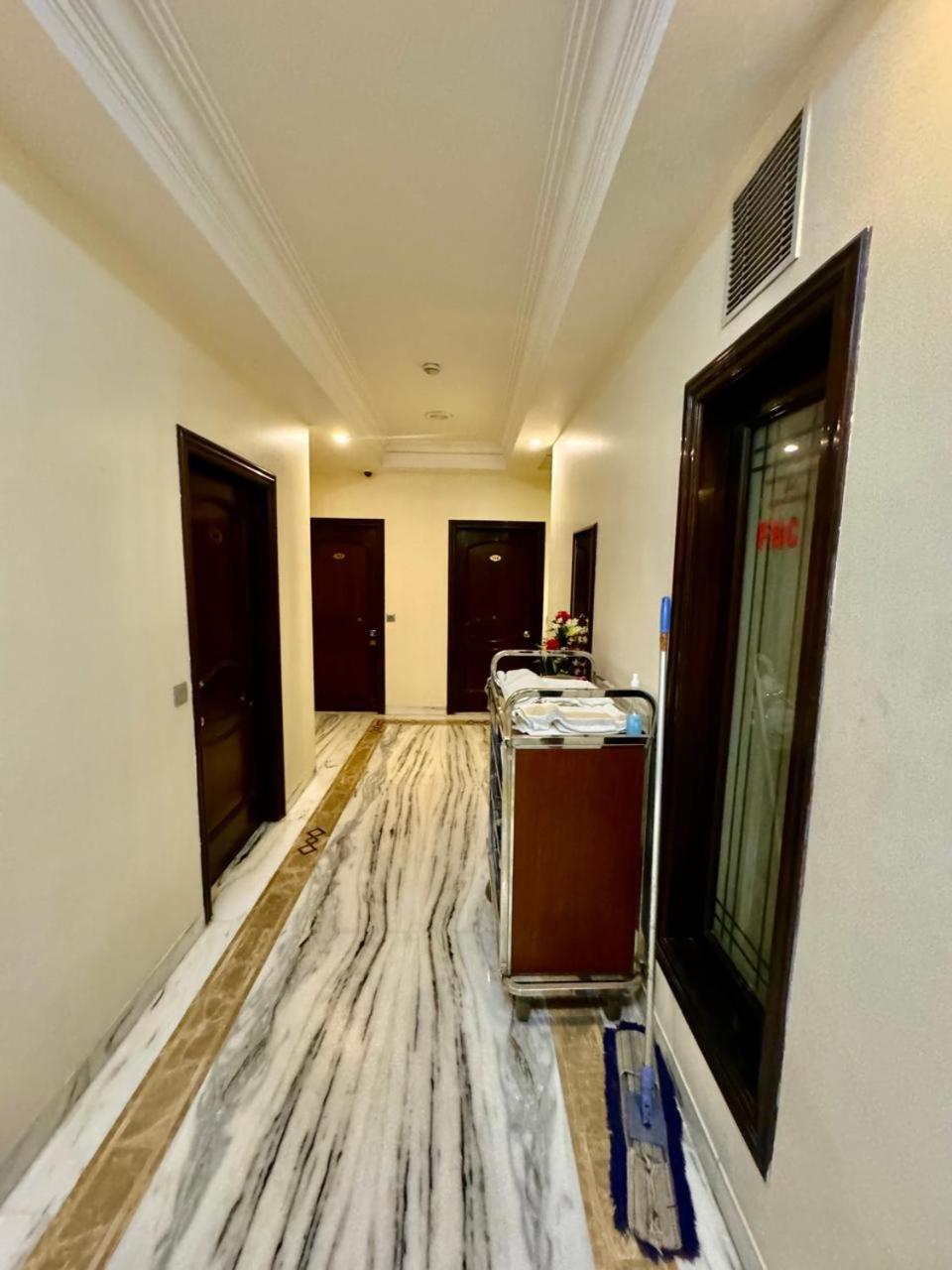 Hotel Florence Inn, Karol Bagh, New Delhi, 2 Min From Metro Exterior photo